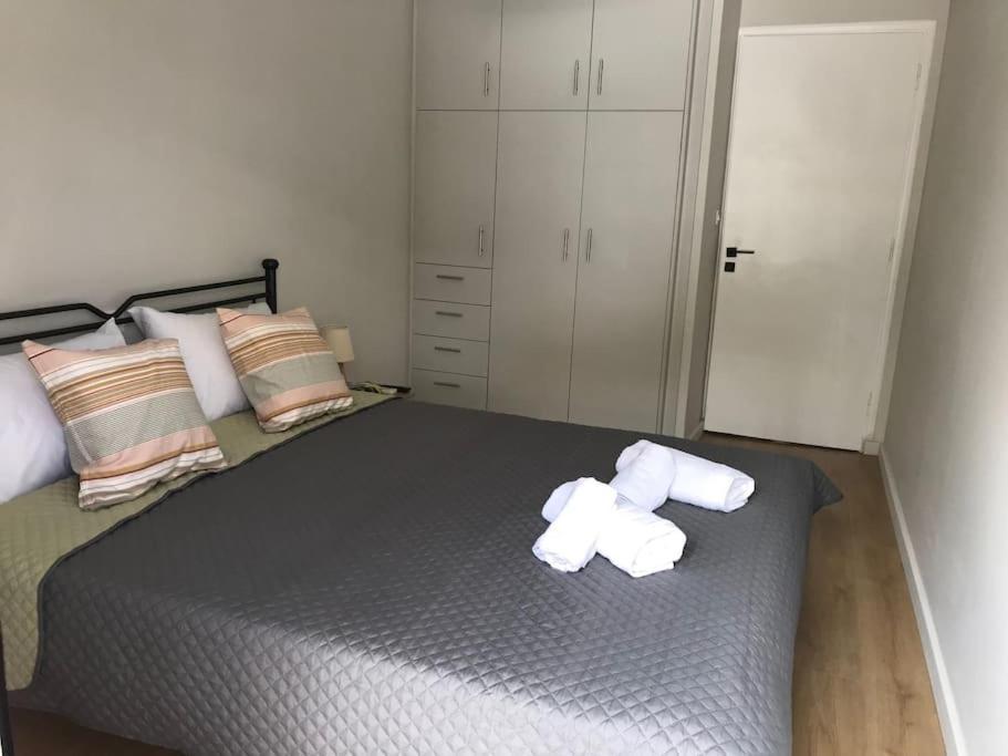 Ferienwohnung Kyparissia Cozy Flat - 5Mins Walking From Beach Exterior foto