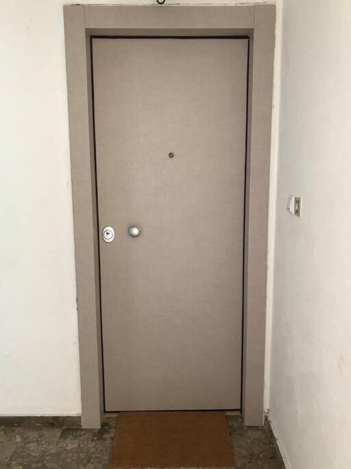 Ferienwohnung Kyparissia Cozy Flat - 5Mins Walking From Beach Exterior foto